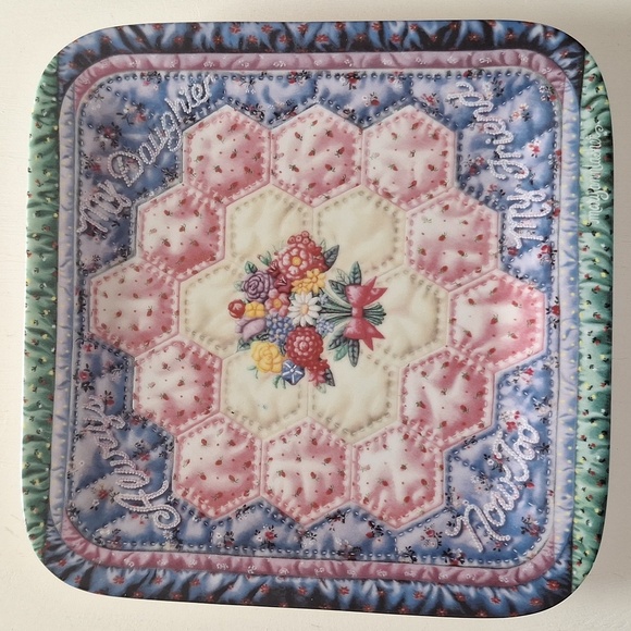 Vintage "Always My Daughter" Series Quilt Collectible Plates by Mary Ann Lasher - Picture 1 of 4